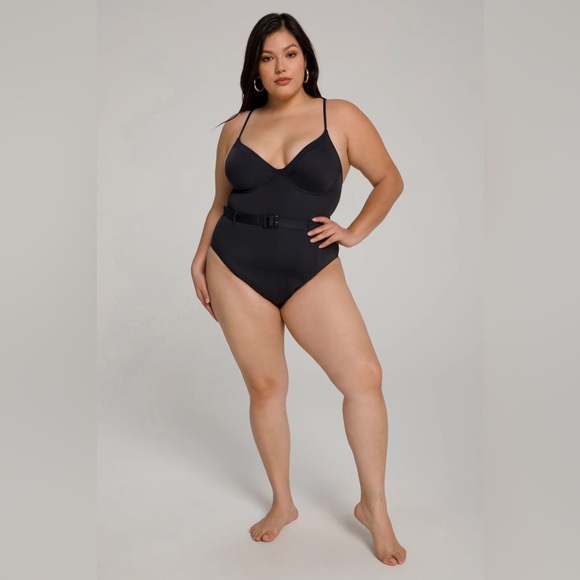 Good American Showoff Black One Piece Swimsuit Black - Picture 5 of 13